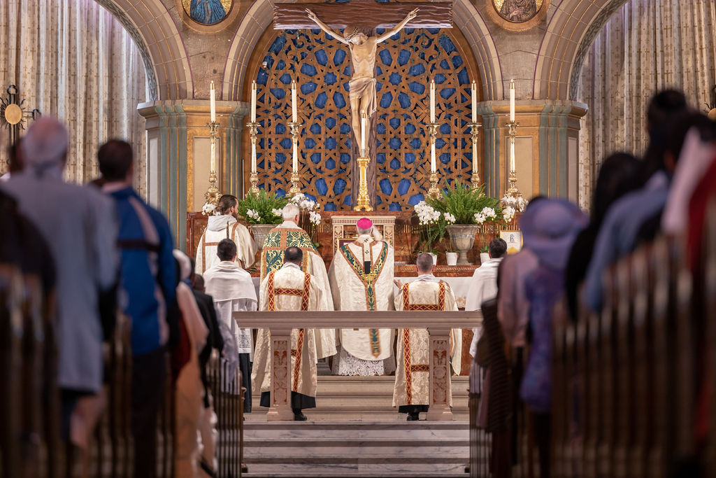 Serra Mass 6_Kara Kacvinsky