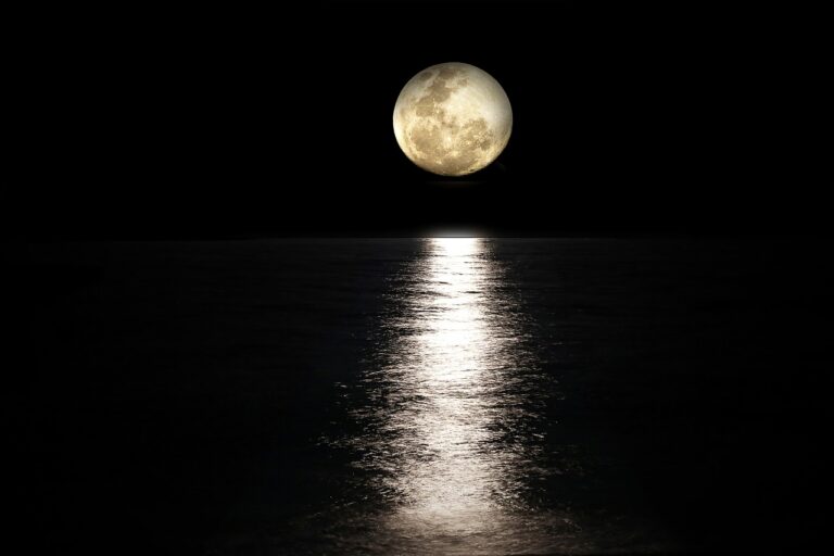 moon-2762111_1280 (1)