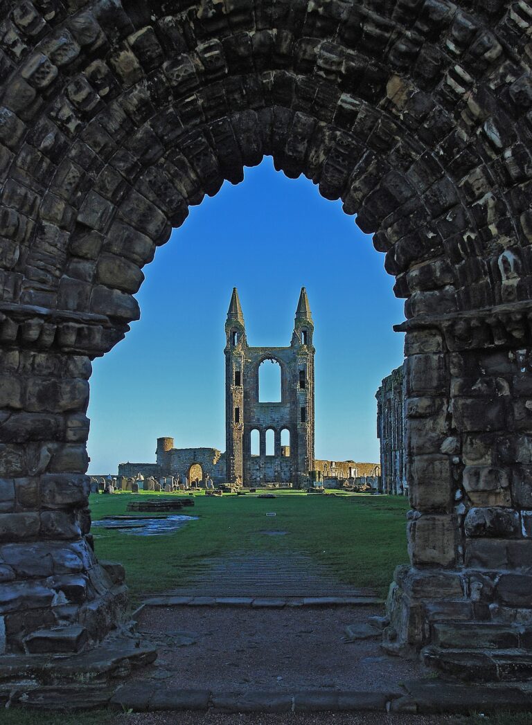 st-andrews-2549009_1920